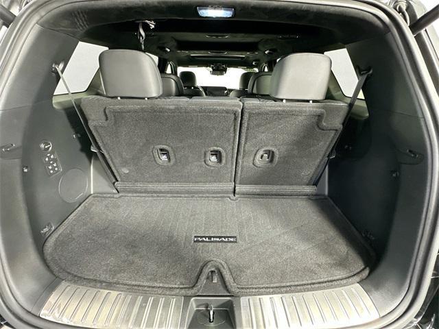 Photo of 2023 Abyss Black Pearl Hyundai PALISADE