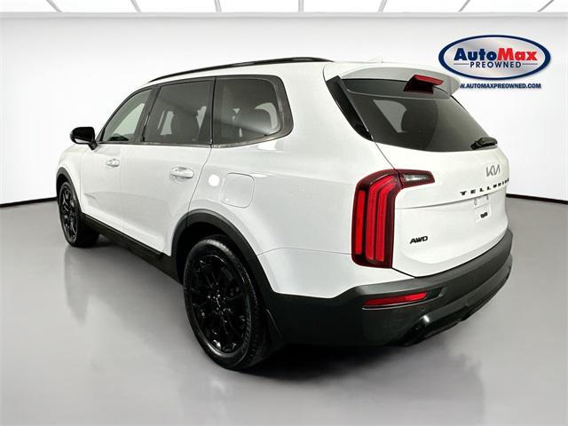 Photo of 2022 Glacial White Pearl Kia Telluride