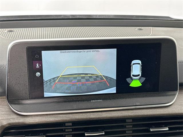 Photo of 2022 Glacial White Pearl Kia Telluride