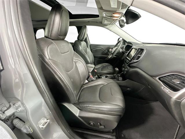Photo of 2021 Sting-Gray Clearcoat Jeep Cherokee
