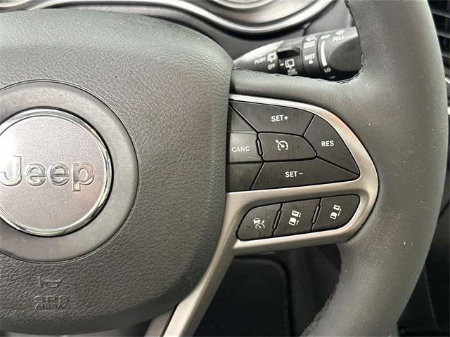 Photo of 2021 Sting-Gray Clearcoat Jeep Cherokee