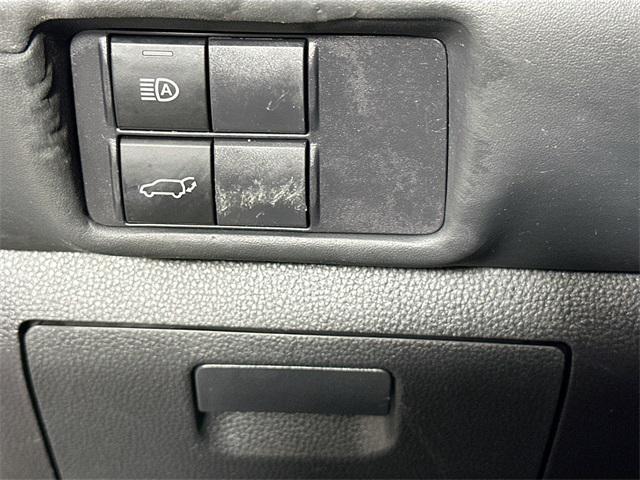 Photo of 2022 Midnight Black Metallic Toyota Highlander
