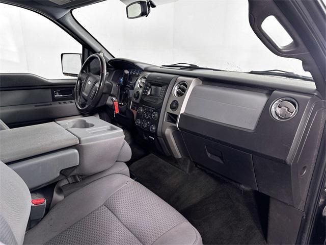 Photo of 2014 Tuxedo Black Metallic Ford F-150