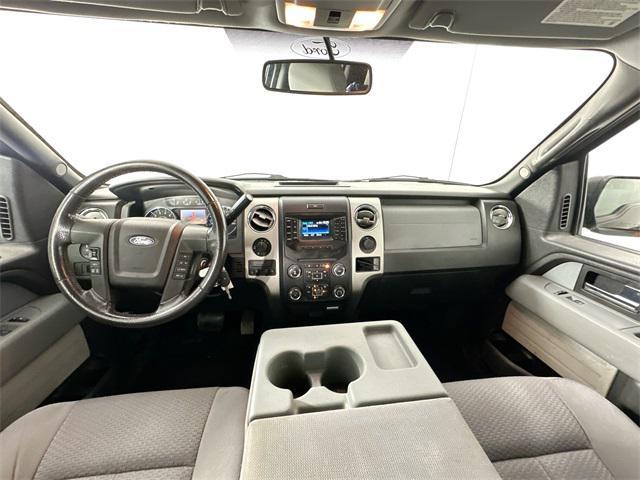 Photo of 2014 Tuxedo Black Metallic Ford F-150