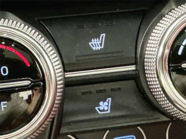 Photo of 2023 Uyuni White Genesis G70