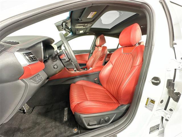 Photo of 2023 Uyuni White Genesis G70