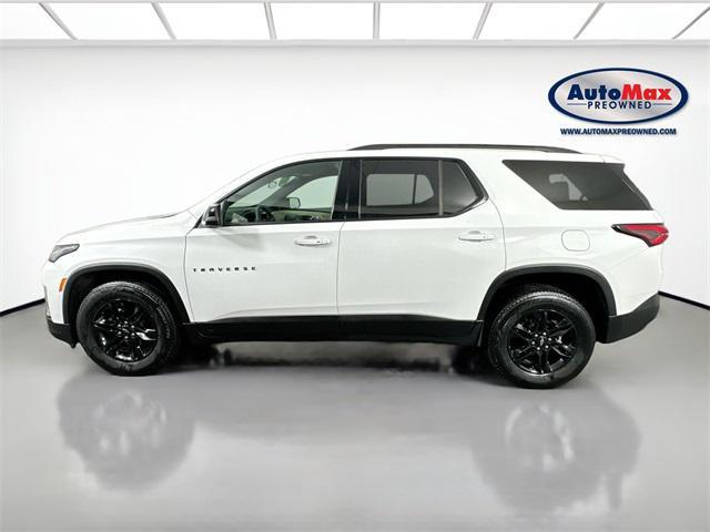 Photo of 2022 Summit White Chevrolet Traverse