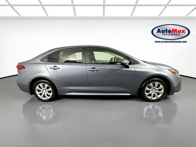 Photo of 2025 Celestite Toyota Corolla