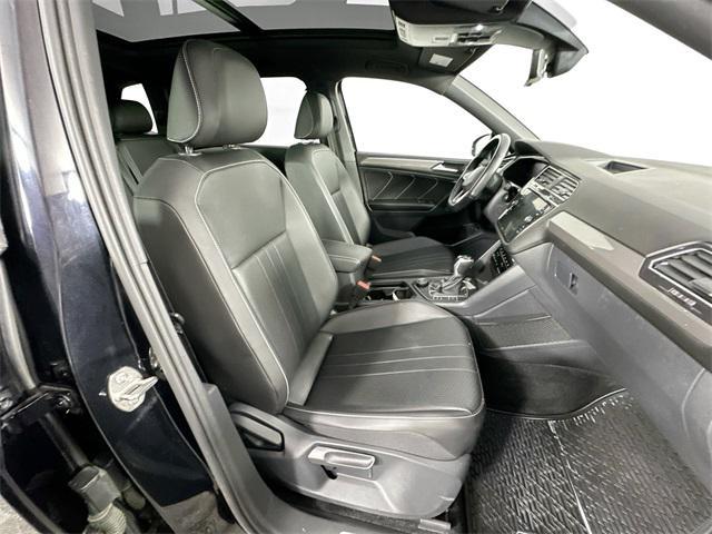 Photo of 2022 Deep Black Pearl Volkswagen Tiguan
