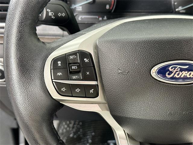 Photo of 2023 Carbonized Gray Metallic Ford Explorer