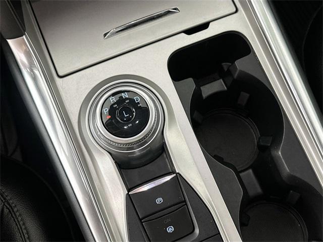 Photo of 2023 Carbonized Gray Metallic Ford Explorer
