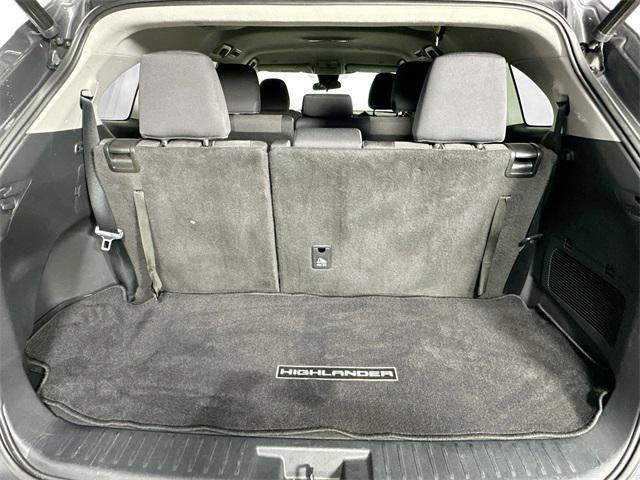 Photo of 2023 Magnetic Gray Metallic Toyota Highlander