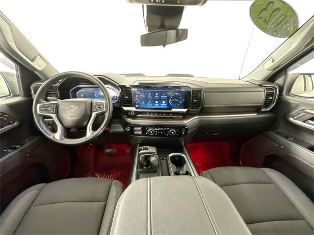 Photo of 2023 White Chevrolet Silverado 1500