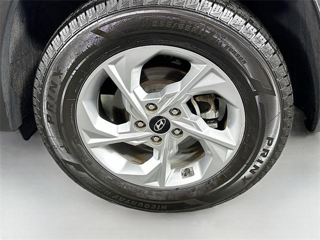 Photo of 2022 Quartz White Hyundai TUCSON