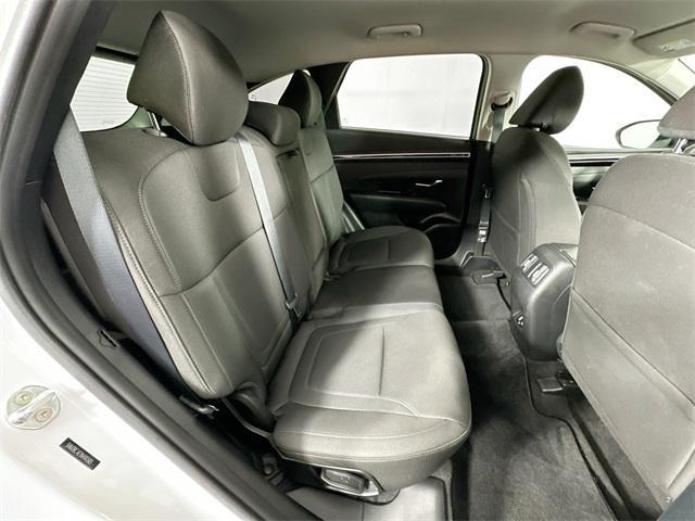 Photo of 2022 Quartz White Hyundai TUCSON