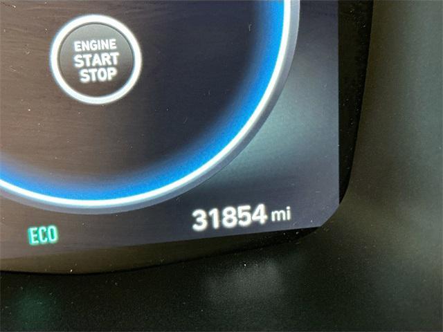 Photo of 2022 Quartz White Hyundai SANTA FE