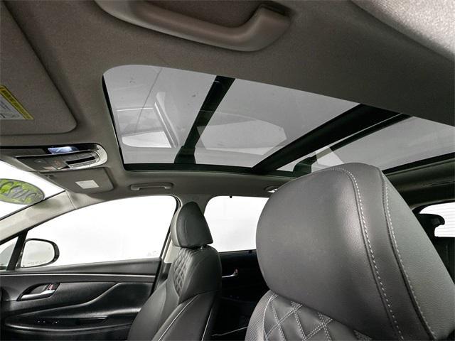 Photo of 2022 Quartz White Hyundai SANTA FE