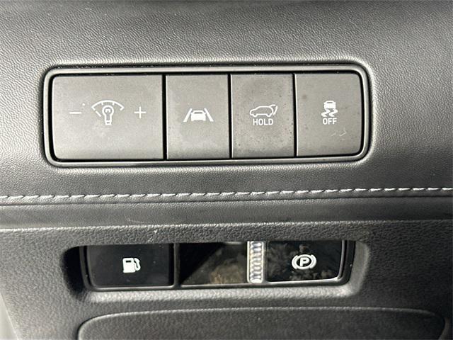 Photo of 2022 Quartz White Hyundai SANTA FE