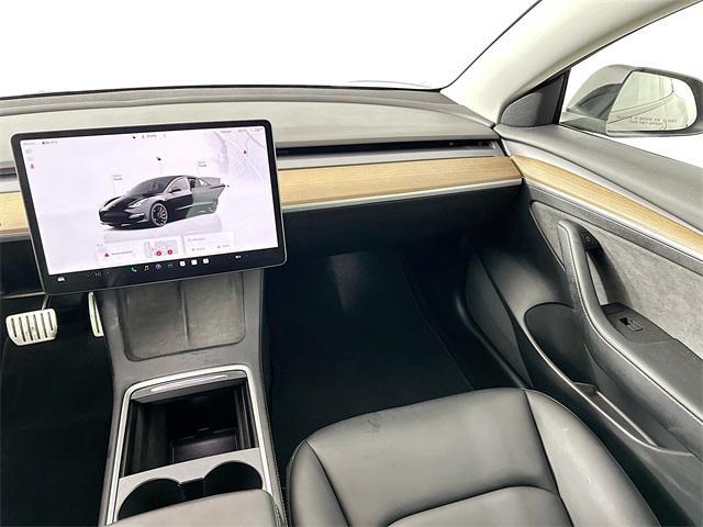Photo of 2022 Solid Black Tesla Model 3