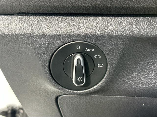 Photo of 2024 Opal White Volkswagen Jetta