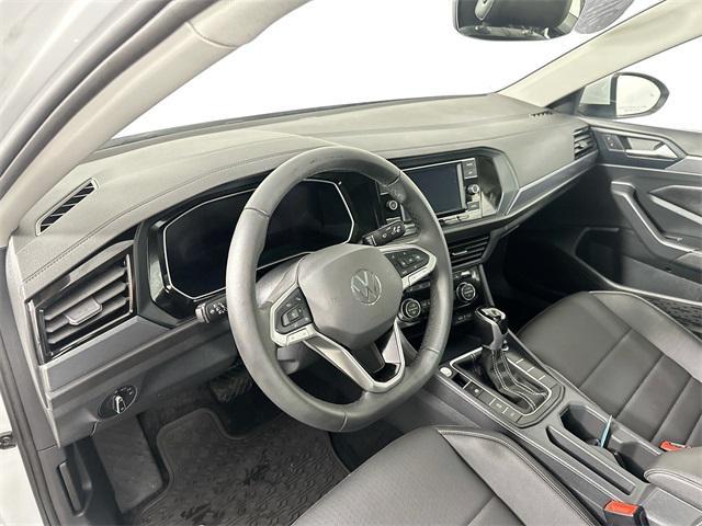 Photo of 2024 Opal White Volkswagen Jetta