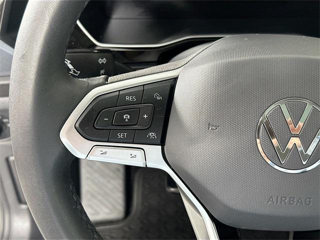 Photo of 2024 Opal White Volkswagen Jetta