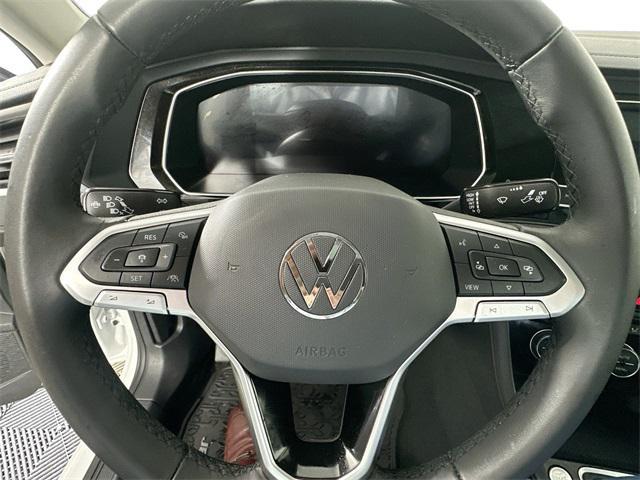 Photo of 2024 Opal White Volkswagen Jetta