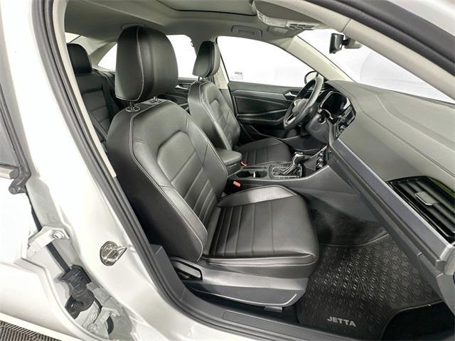 Photo of 2024 Opal White Volkswagen Jetta