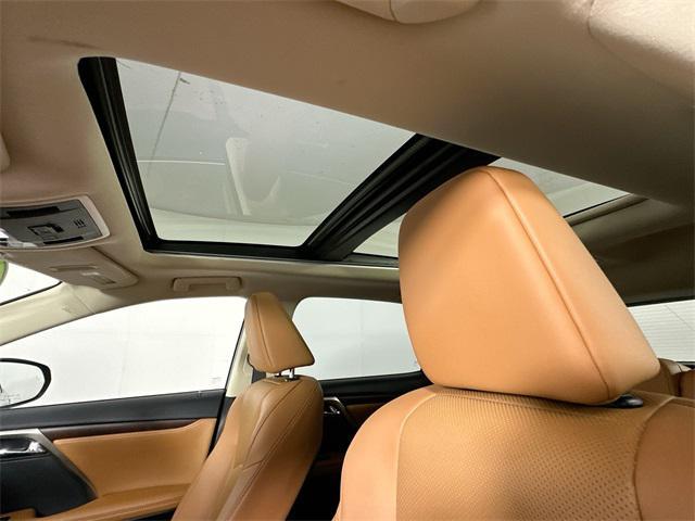 Photo of 2022 Nightfall Mica Lexus RX 350