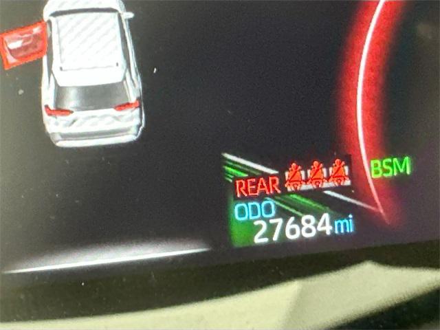 Photo of 2024 Ice Cap Toyota RAV4