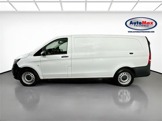 Photo of 2022 Arctic White Mercedes-Benz Metris