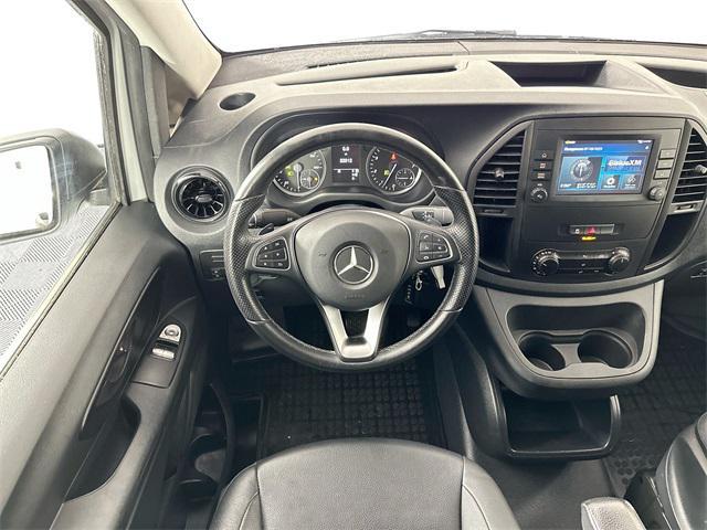 Photo of 2022 Arctic White Mercedes-Benz Metris