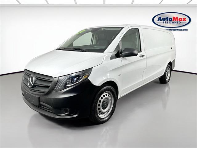 Photo of 2022 Arctic White Mercedes-Benz Metris