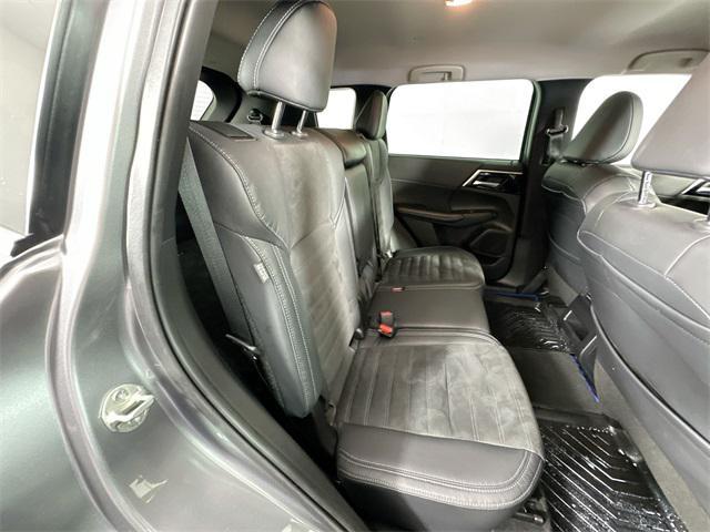 Photo of 2023 Mercury Gray Metallic Mitsubishi Outlander PHEV
