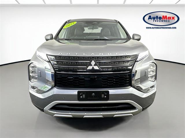 Photo of 2023 Mercury Gray Metallic Mitsubishi Outlander PHEV