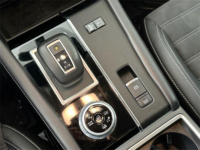 Photo of 2023 Mercury Gray Metallic Mitsubishi Outlander PHEV