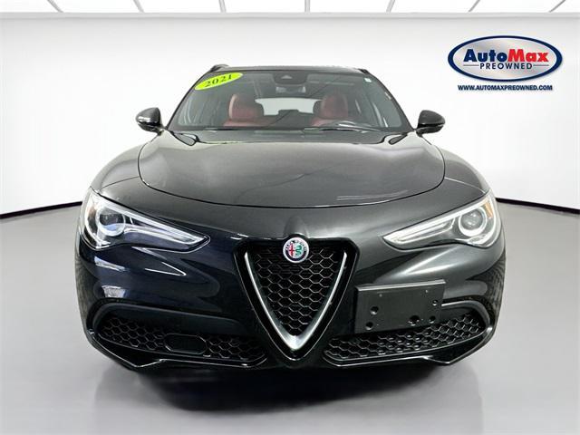 Photo of 2021 Vulcano Black Metallic Alfa Romeo Stelvio
