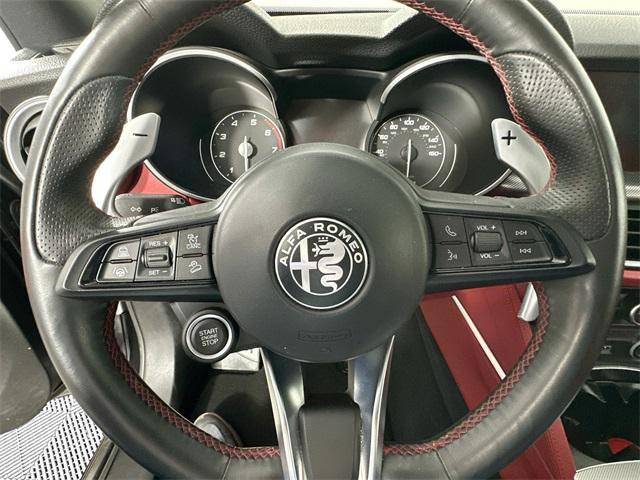 Photo of 2021 Vulcano Black Metallic Alfa Romeo Stelvio