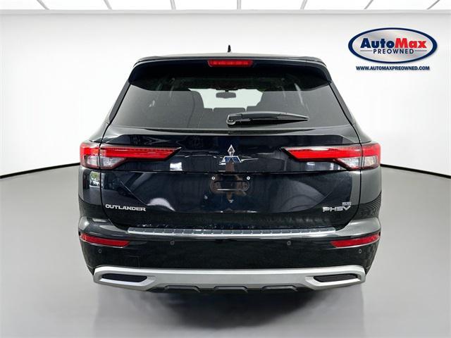 Photo of 2023 Black Diamond Mitsubishi Outlander PHEV