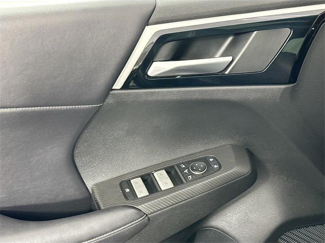Photo of 2023 Black Diamond Mitsubishi Outlander PHEV