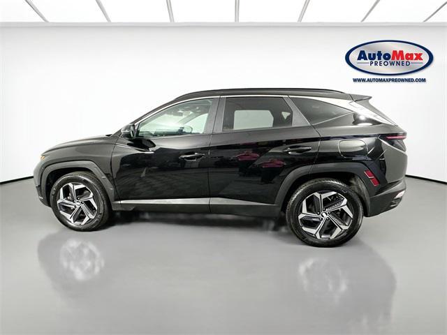 Photo of 2023 Phantom Black Hyundai TUCSON Hybrid