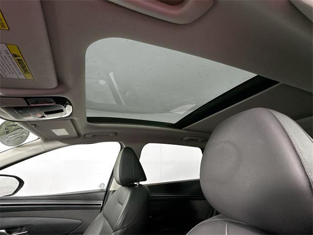 Photo of 2023 Phantom Black Hyundai TUCSON Hybrid
