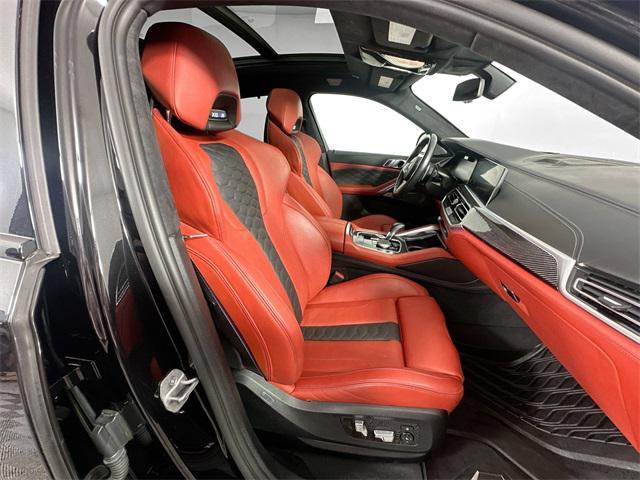 Photo of 2023 Black Sapphire Metallic BMW X6 M