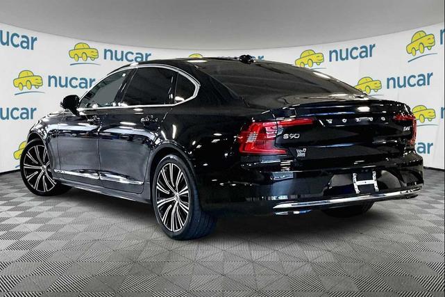 Photo of 2024 Black Volvo S90