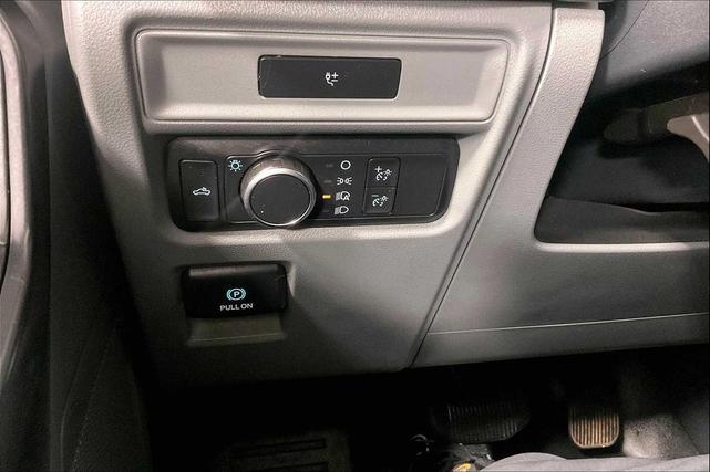 Photo of 2022 Oxford White Ford F-150
