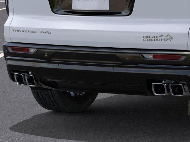 Photo of 2026 Polar White Tricoat Chevrolet Traverse