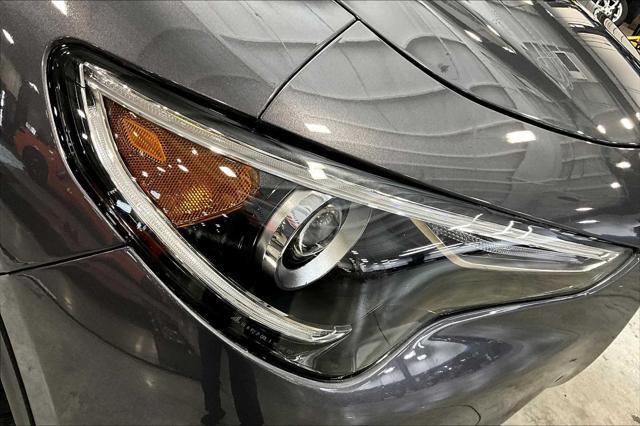 Photo of 2018 Vesuvio Gray Metallic Alfa Romeo Stelvio