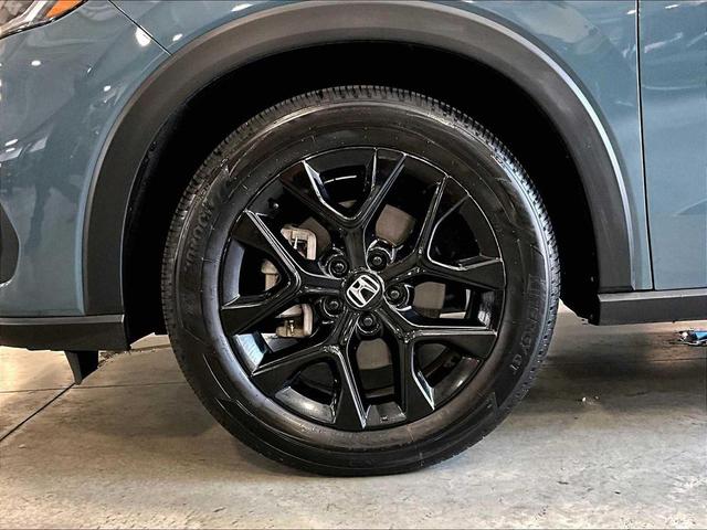 Photo of 2023 Nordic Forest Pearl Honda HR-V