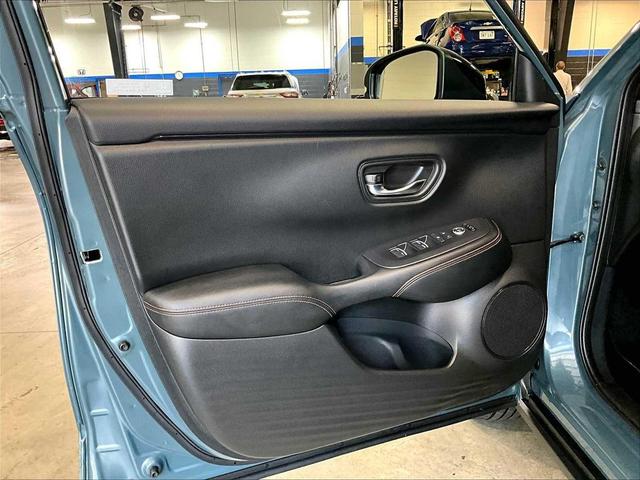 Photo of 2023 Nordic Forest Pearl Honda HR-V
