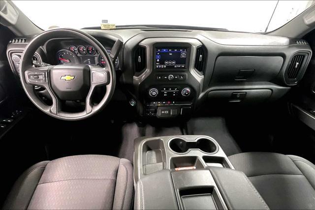 Photo of 2023 Black Chevrolet Silverado 1500